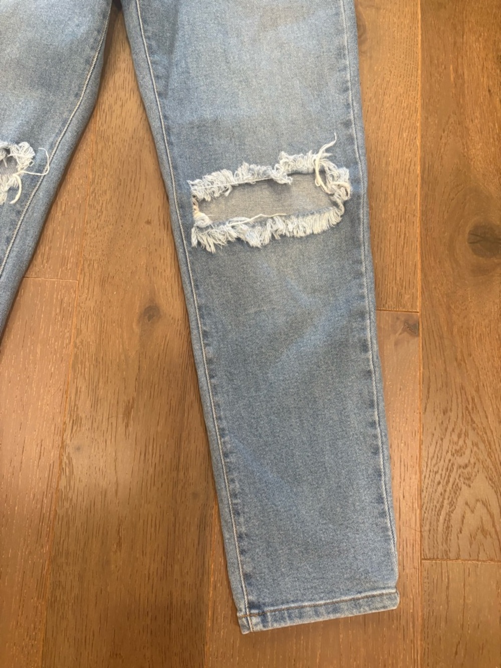 Vibrant M.I.U. $75 High Rise Distressed Straight Leg Jeans Sz 4/27 made in USA - Picture 4 of 10